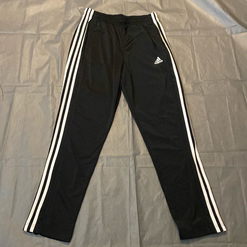 Men’s medium Adidas, jogging pants